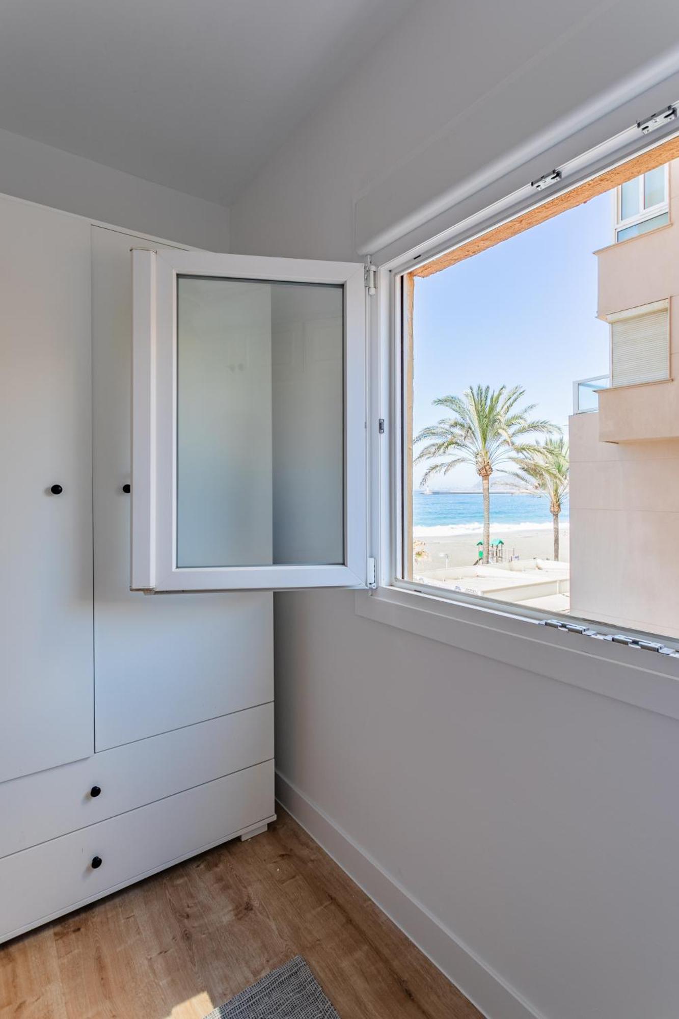 Trendyhomes Zapillo Beach - Primera Linea De Playa Almería Zewnętrze zdjęcie